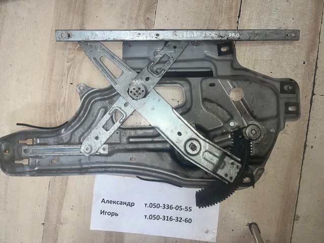 Склопідйомник з електродвигуном Hyundai Santa Fe I