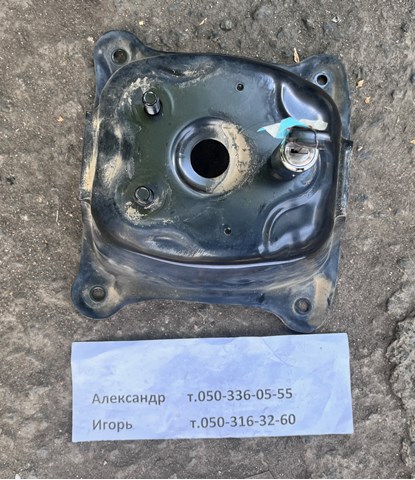 Кріплення запаски 8396165J00 SUZUKI