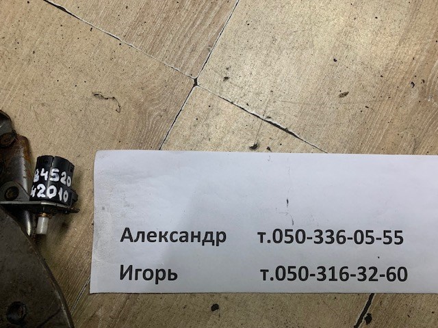 Датчик включення зчеплення 8452042010 TOYOTA