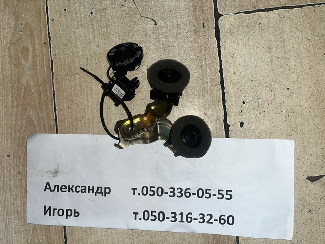 Динамік передньої двері 8616005090 TOYOTA