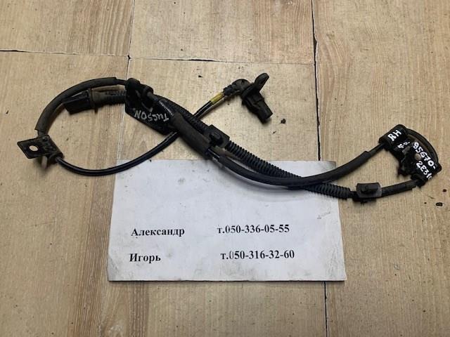 Датчик АБС (ABC) передній, правий 956702E310 HYUNDAI
