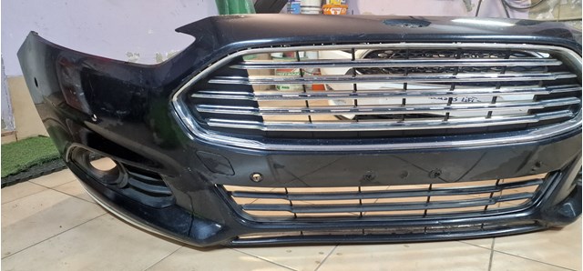 Решітка радіатора DS738150JW FORD