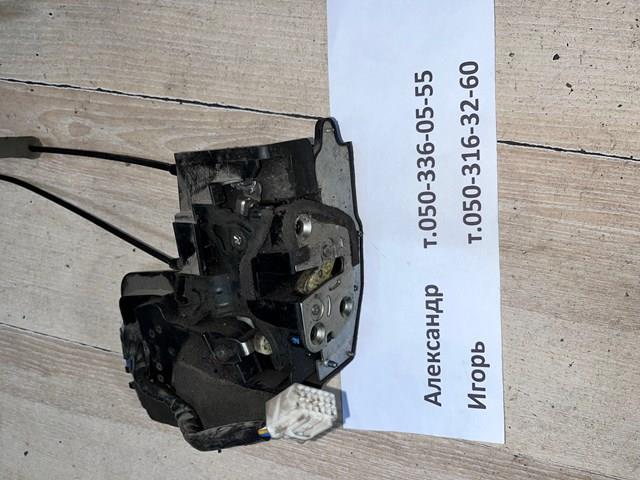 Замок двері правої передньої EH1458310E MAZDA
