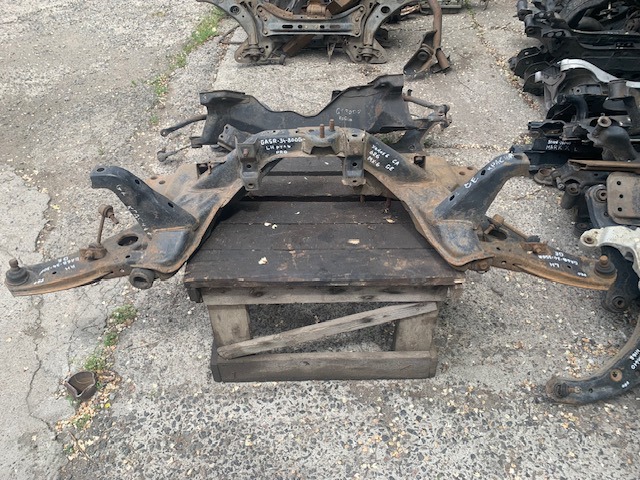 Підрамник передньої підвіски GA5R34800G MAZDA
