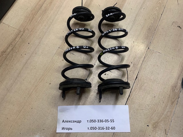 Пружина підвіски задня GHL428011 MAZDA