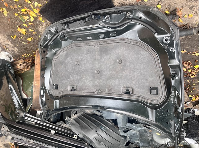 Петля капота, права GHP952410 MAZDA