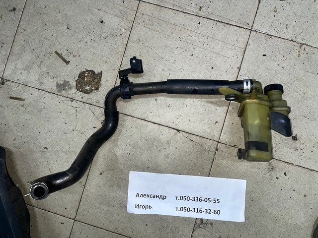Бак масляний GR3D32690 MAZDA