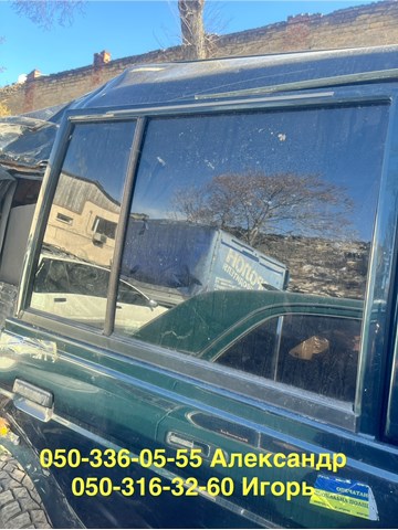 Вікно задніх дверей MB320033 HYUNDAI