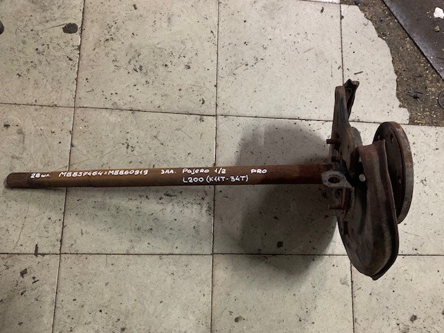 Привід задній Mitsubishi Pajero 2 Canvas Top