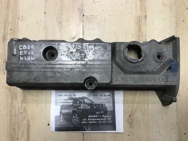Кришка двигуна MD191971 MITSUBISHI