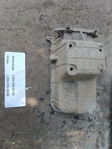 Піддон масляний картера двигуна MD368012 MITSUBISHI
