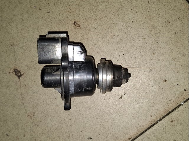 Датчик холостого ходу MD614921 MITSUBISHI