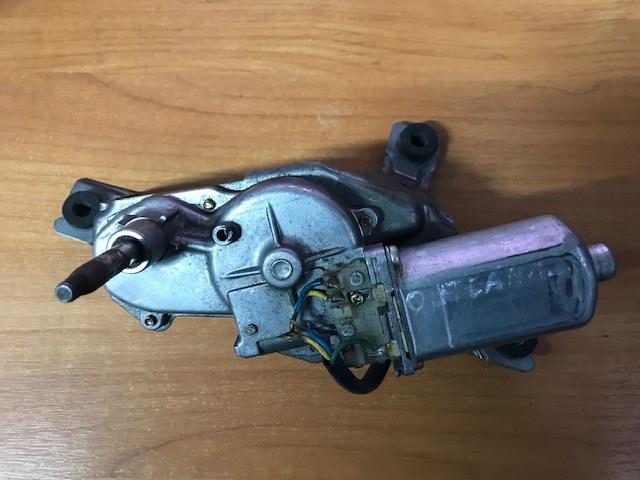 Моторчик заднього двірника MR515743 MITSUBISHI