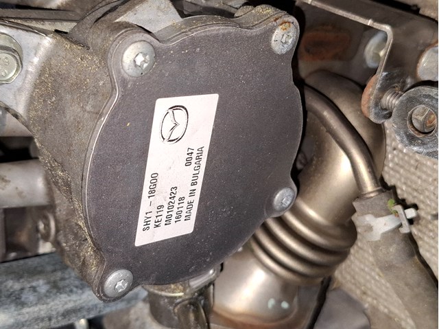 Насос вакуумний SH0118G00 MAZDA