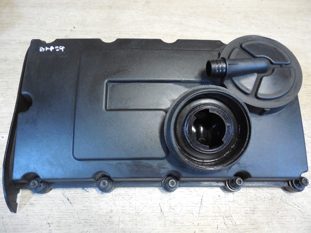 Кришка клапанна 03G103469R VAG