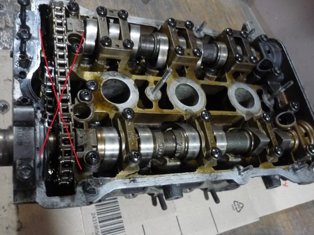 Головка блоку в зборі c распредвалами 078103068BM VAG