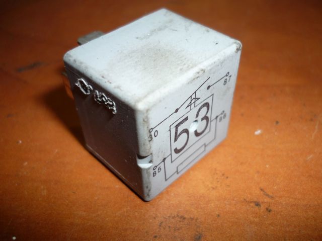 Блок управління вентилятором 141951253B VAG