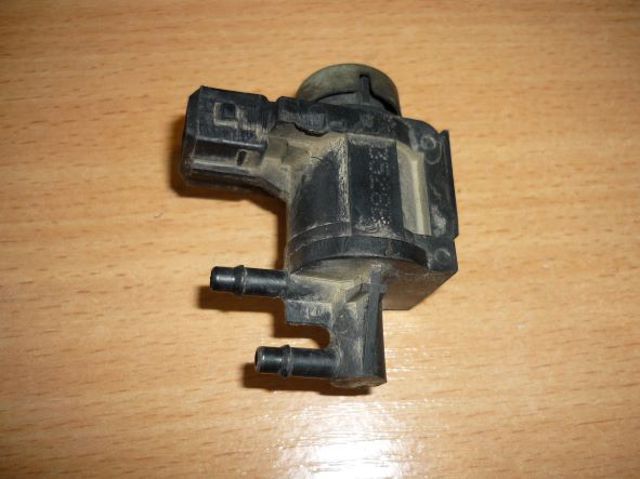 Клапан соленоїд регулювання заслонки EGR 1J0906283A VAG
