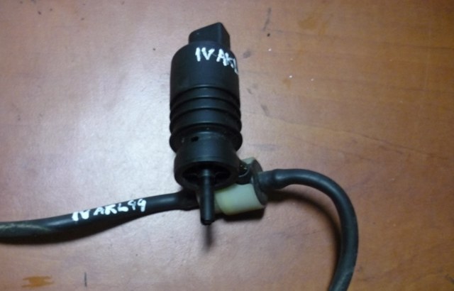 Помпа омивача 1K6955651 VAG