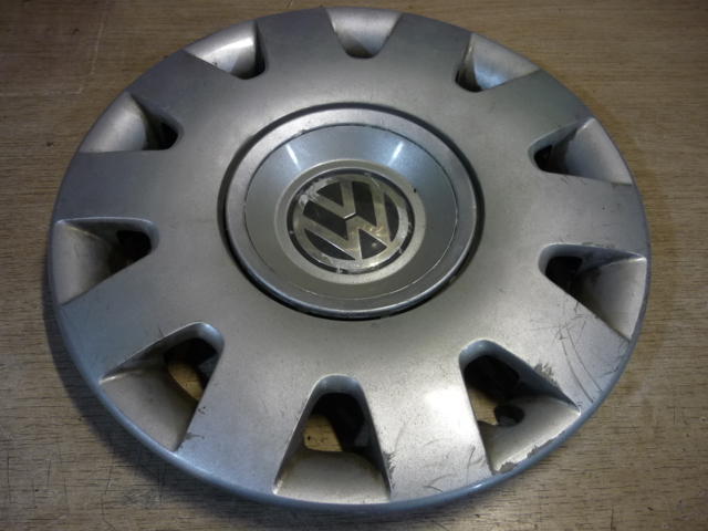 Ковпаки на диски 3B0601147MFX VAG