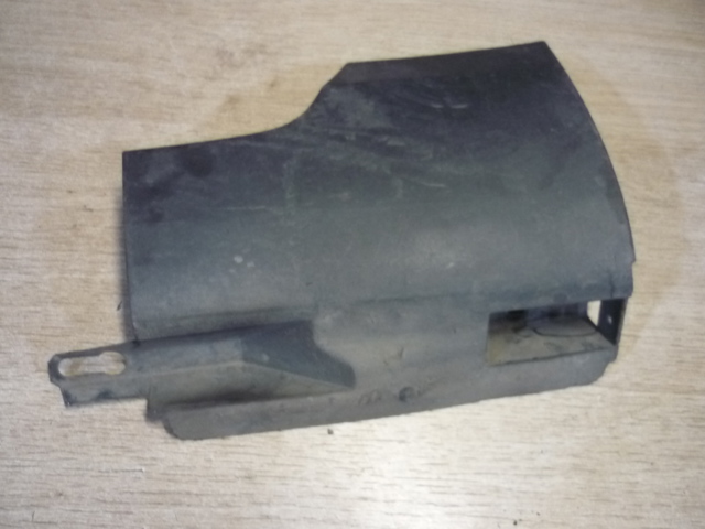 Накладка зовнішня (молдинг) порога, лівий 3C0853897A9B9 VAG