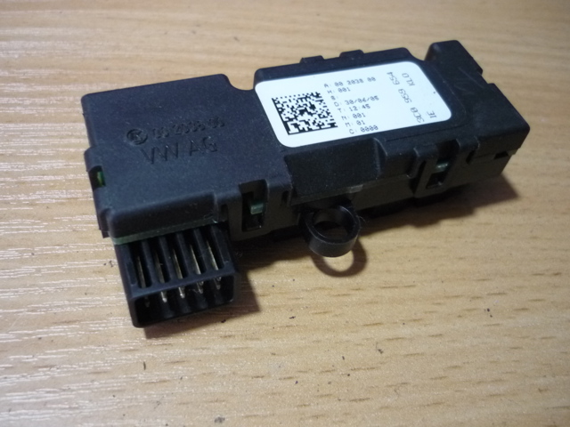 Датчик повороту керма 3C0959654 VAG