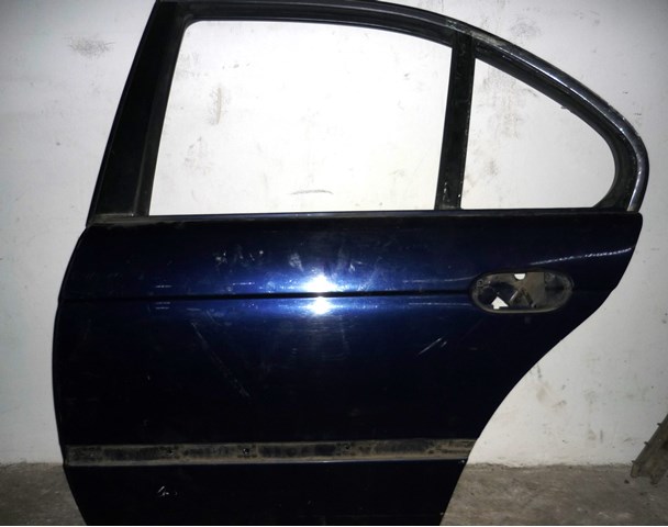 Двері задні, ліві 41528266721 BMW