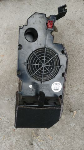 Сабвуфер 4B9035382 VAG