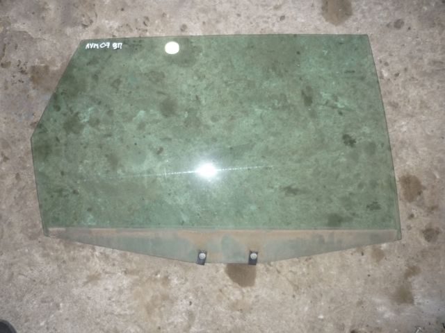 Скло задньої двері правої 4B9845206B VAG