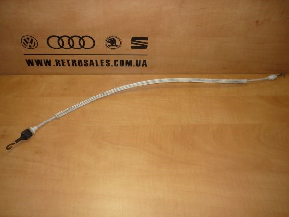 Тяга відкривання дверей передніх 8D0837081A VAG