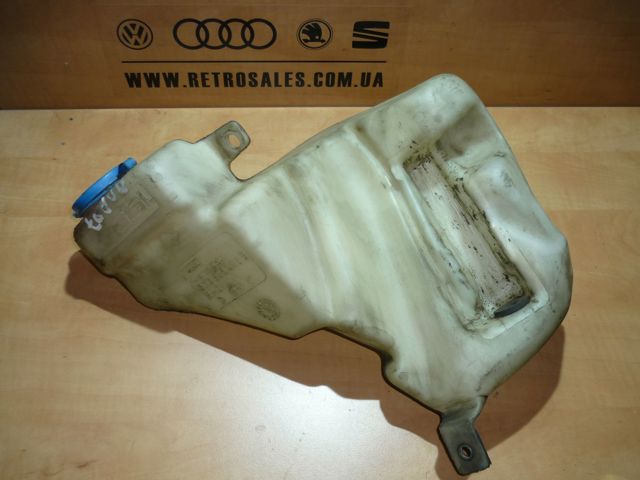 Бачок омивайки 8D0955453C VAG