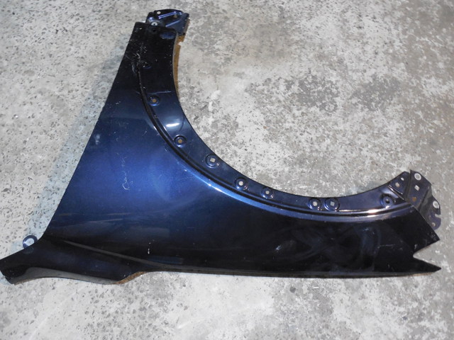 Переднє ліве крило KD5352211A MAZDA