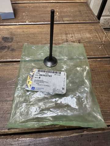 Вихлопний клапан 96352793 GM