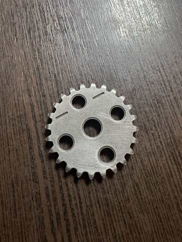 Шестерня маслонасоса L50114143 MAZDA