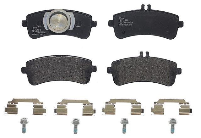 Задні гальмівні колодки P50130 BREMBO