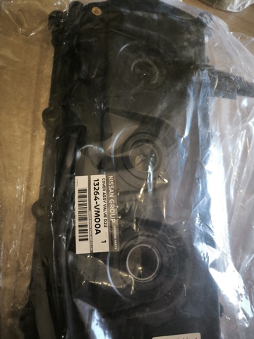 Кришка клапанна 13264VM00A NISSAN