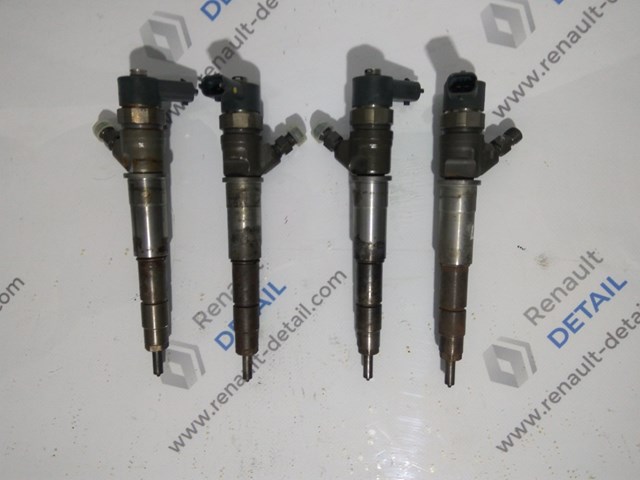Форсунка дизельна в зборі, розпилювач + тримач 0445110375 RENAULT