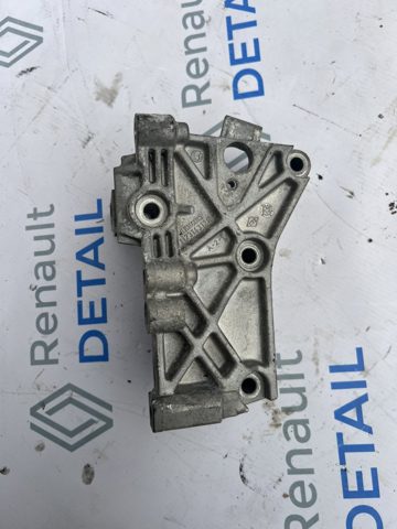 Кронштейн подушки (опори) двигуна, верхньої 112314312R RENAULT
