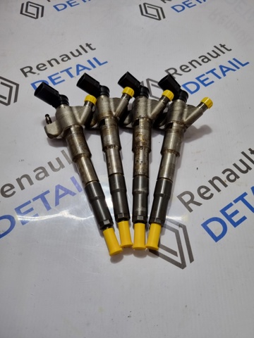 Форсунка дизельна в зборі, розпилювач + тримач 166009567R RENAULT