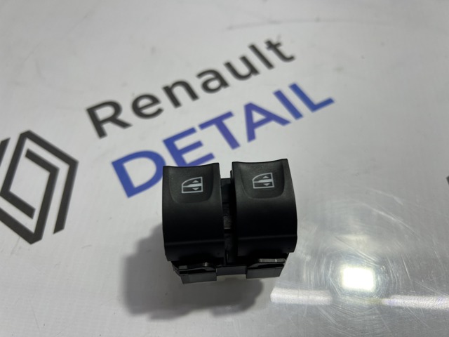 Кнопковий блок керування склопідіймачами передній лівий 254116484R RENAULT