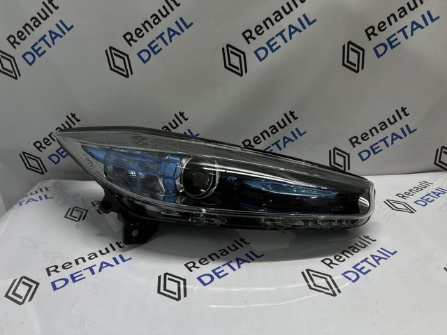Фара передня права 260108268R RENAULT