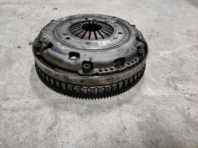 Комплект зчеплення  301015679R RENAULT