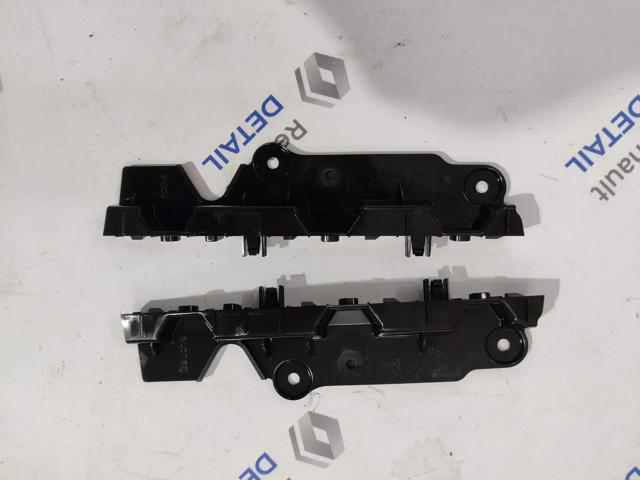 Комплект кронштейнів/кріплень переднього бампера 620500787R RENAULT