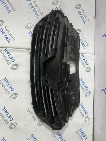 Решітка радіатора 623108673R RENAULT