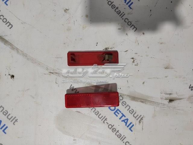 Катафот (відбивач) заднього бампера 7700353184 RENAULT