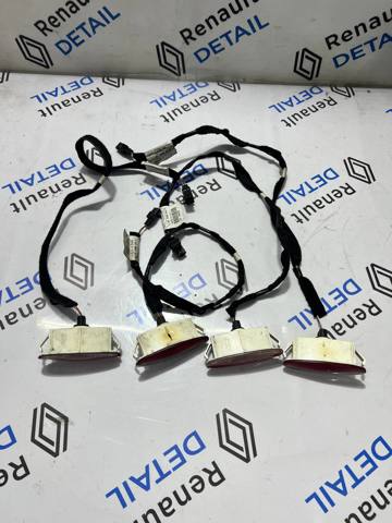 Плафони внутрішнього освітлення 8200003263 RENAULT
