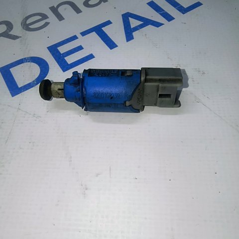 Датчик включення зчеплення 8200168239 RENAULT