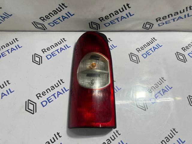 Задня ліва фара Renault Master 2