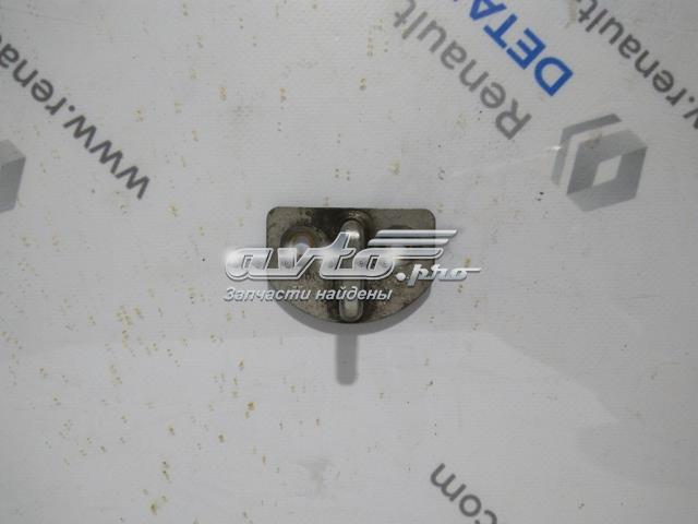 Петля-зачіп (відповідна частина) замка двері задньої 8200219250 RENAULT