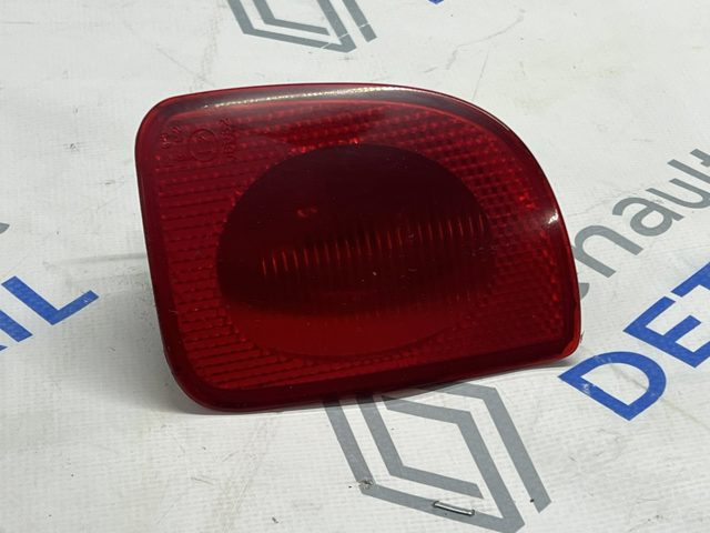 Протівотуманнка задня, права 8200419908 RENAULT